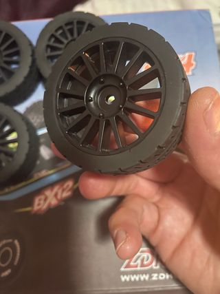 4 Ruedas ZDRacing RX12 Nuevas