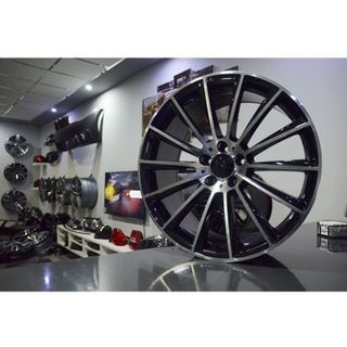 Juego de 4 Llantas 20 Radial Black MB34