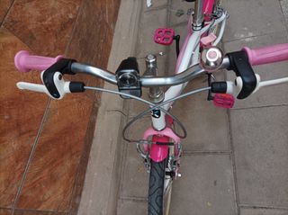 Bicicleta infantil BTWIN rosa