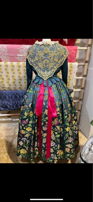 Traje Fallera T/38-40 con 2 corpiños