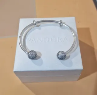 Pulsera Pandora Moments Plata