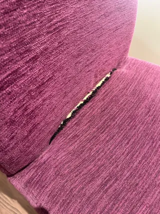 Sillas de comedor moradas y plateadas