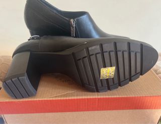 Botines tacón ancho negros talla 38