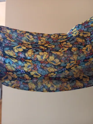 Vestido Zara floral manga larga talla S