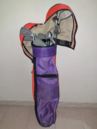 Bolsa de golf con palos