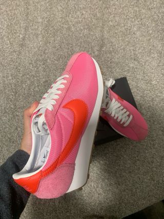 Nike LD 1000 Rosa Rojo