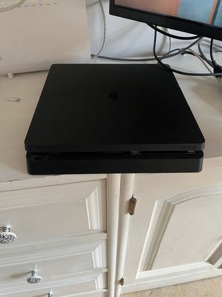 PS4 Slim 1TB Negra