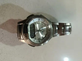 Reloj Casio Plata y Blanco