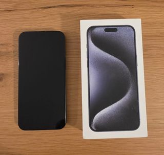 iPhone 15 Pro Max Blu titanio