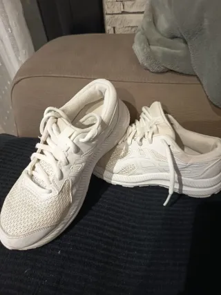 Zapatillas ASICS Blancas Deportivas