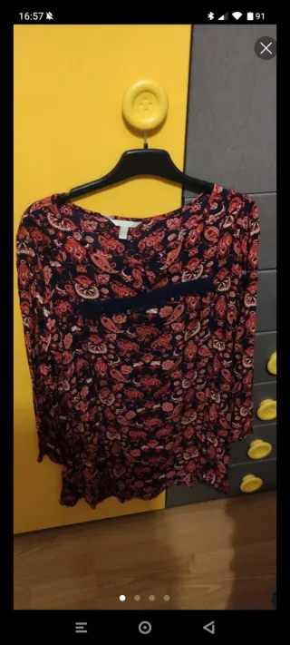 Vestido estampado azul y rojo