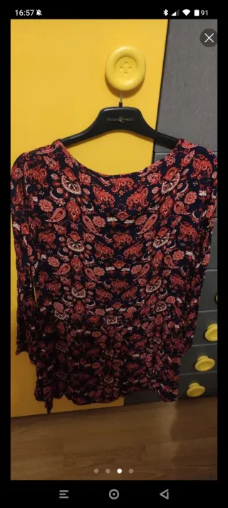 Vestido estampado azul y rojo