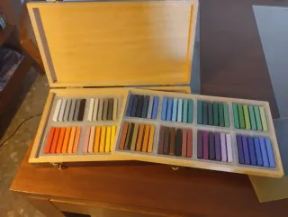 Caja de pinturas pasteles profesionales