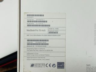 MacBook Pro 15” A1990