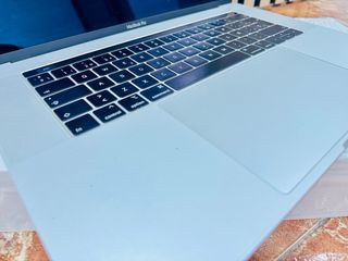 MacBook Pro 15” A1990