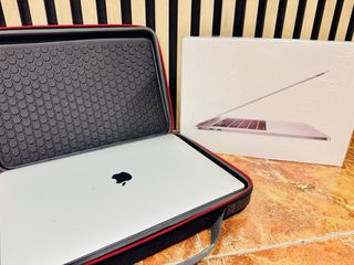 MacBook Pro 15” A1990