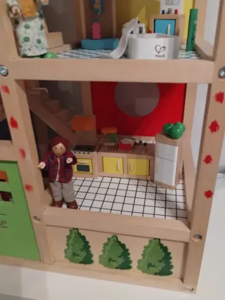 Casa de muñecas Hape Hope Lane