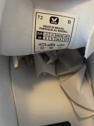 Zapatillas Veja Blancas y Verdes