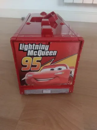 Camión de Juguete Rojo