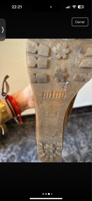 Botines de cuña marrones