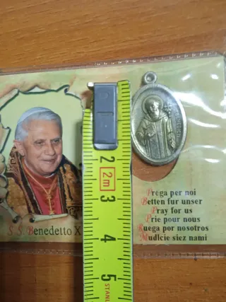 Medallas religiosas con oraciones