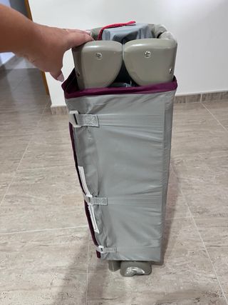 Cuna de viaje plegable gris