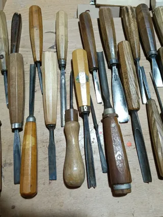 Lote de gubias para madera