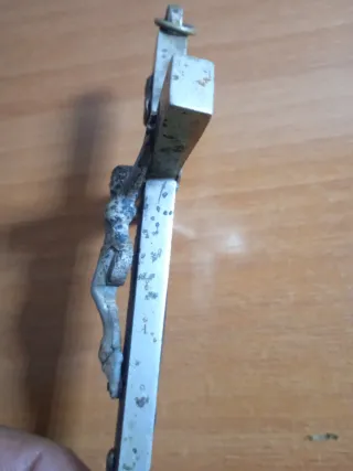 Crucifijo antiguo pequeño