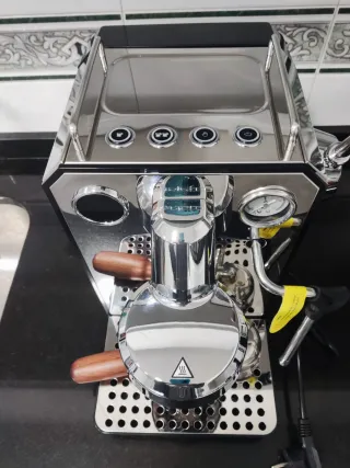 Cafetera Cecotec Baristeo Intima