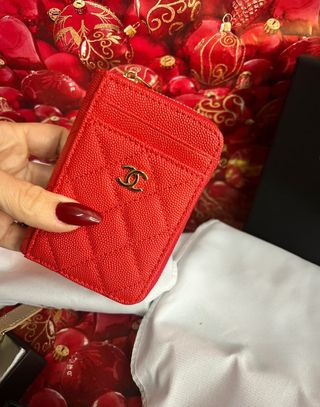 Porta carte Chanel zip rosso trapuntato