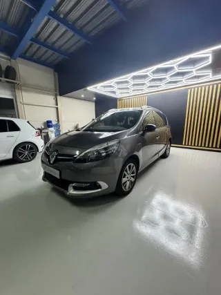 Renault Grand Scenic 2016