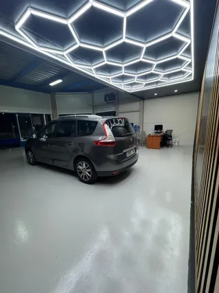 Renault Grand Scenic 2016