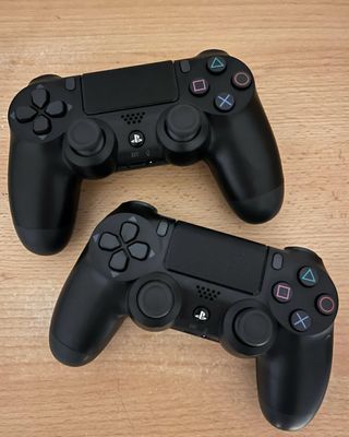 2 controller PS4