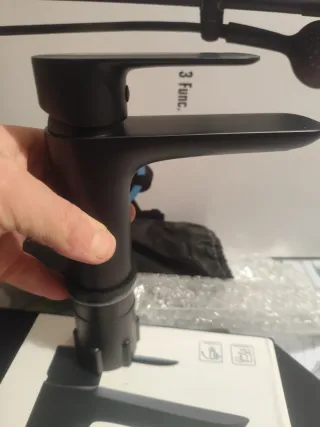 Grifo Ducha inverter GME y Lavabo Negro Casio