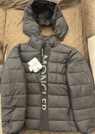 Moncler Giubbotto Nero Taglia M