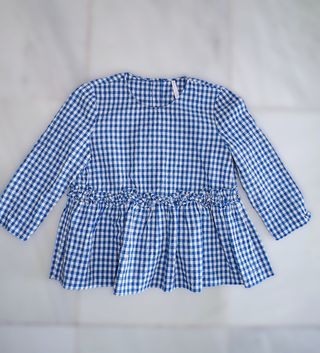 Blusa Zara volantes cuadros azul y blanco