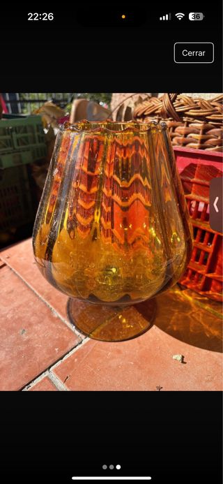 Jarrón de cristal ámbar