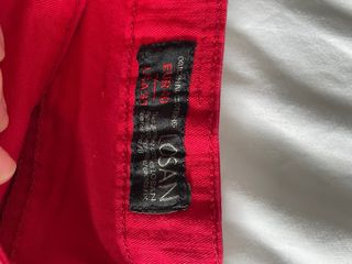 Pantalón vaquero rojo hombre Talla 40