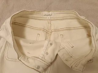 Falda larga blanca con botones