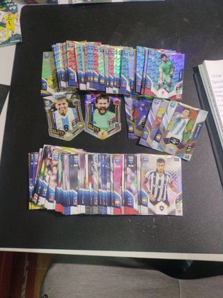 Cromos Panini FIFA 365 Adrenalyn XL
