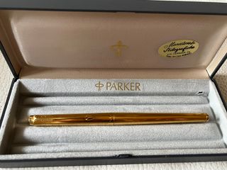 Penna Stilografica Parker Dorata