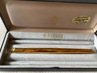 Penna Stilografica Parker Dorata