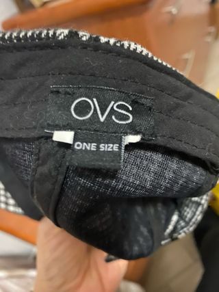 Berretto a quadri bianco e nero