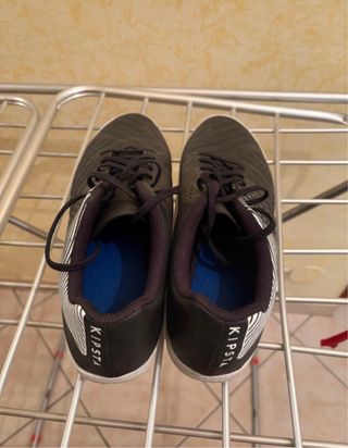 Scarpe da calcio Kipsta nere e bianche