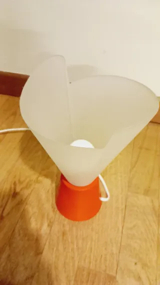 Lampada minimalista anni 70 rossa e bianca