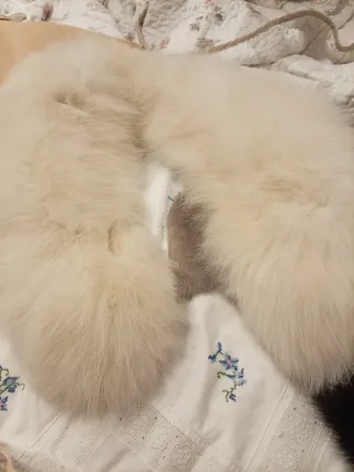 Estola y cuellos de pelo