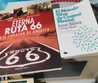 Dos libros, Ruta 66 y de Autoayuda