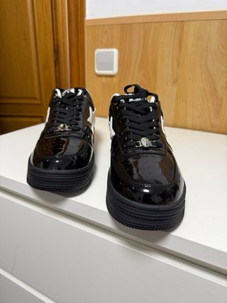 BAPE Air Force 1 Negras y Blancas