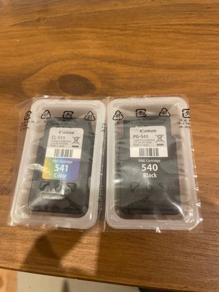 Cartucce d'inchiostro Canon CL-541 e PG-540
