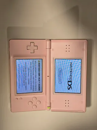 Nintendo DS Lite Rosa + Cargador